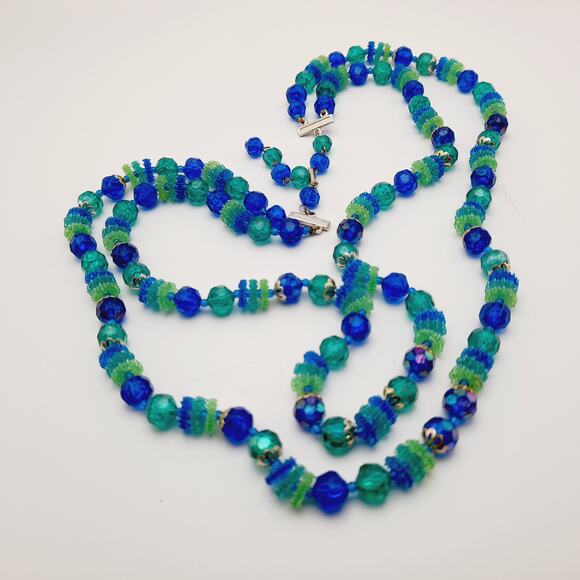 Vintage Hong Kong Early Plastic Two Strand Beaded Necklace, Green Blue Beads - Picture 3 of 10
